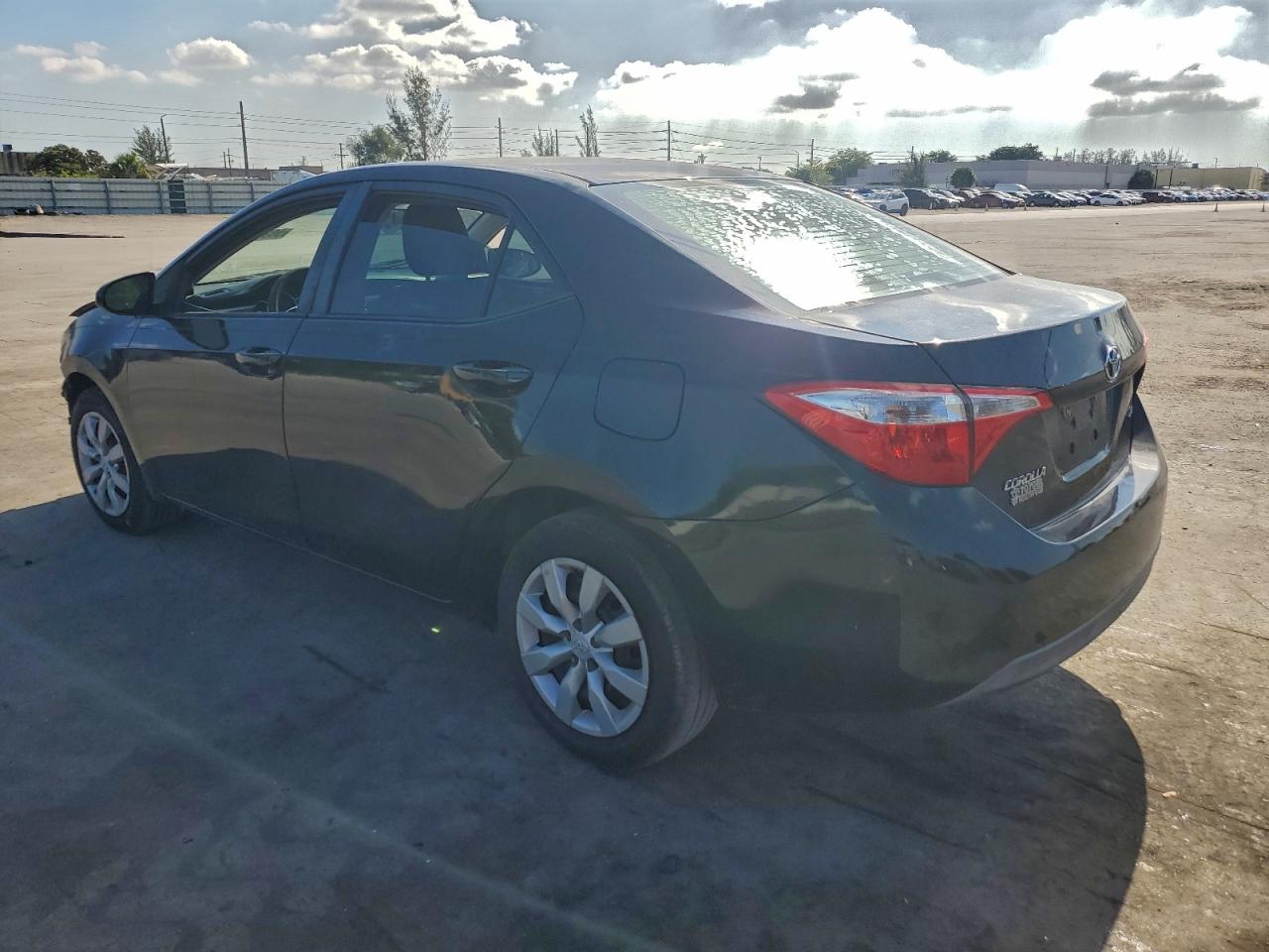 2016 TOYOTA COROLLA L photo 3