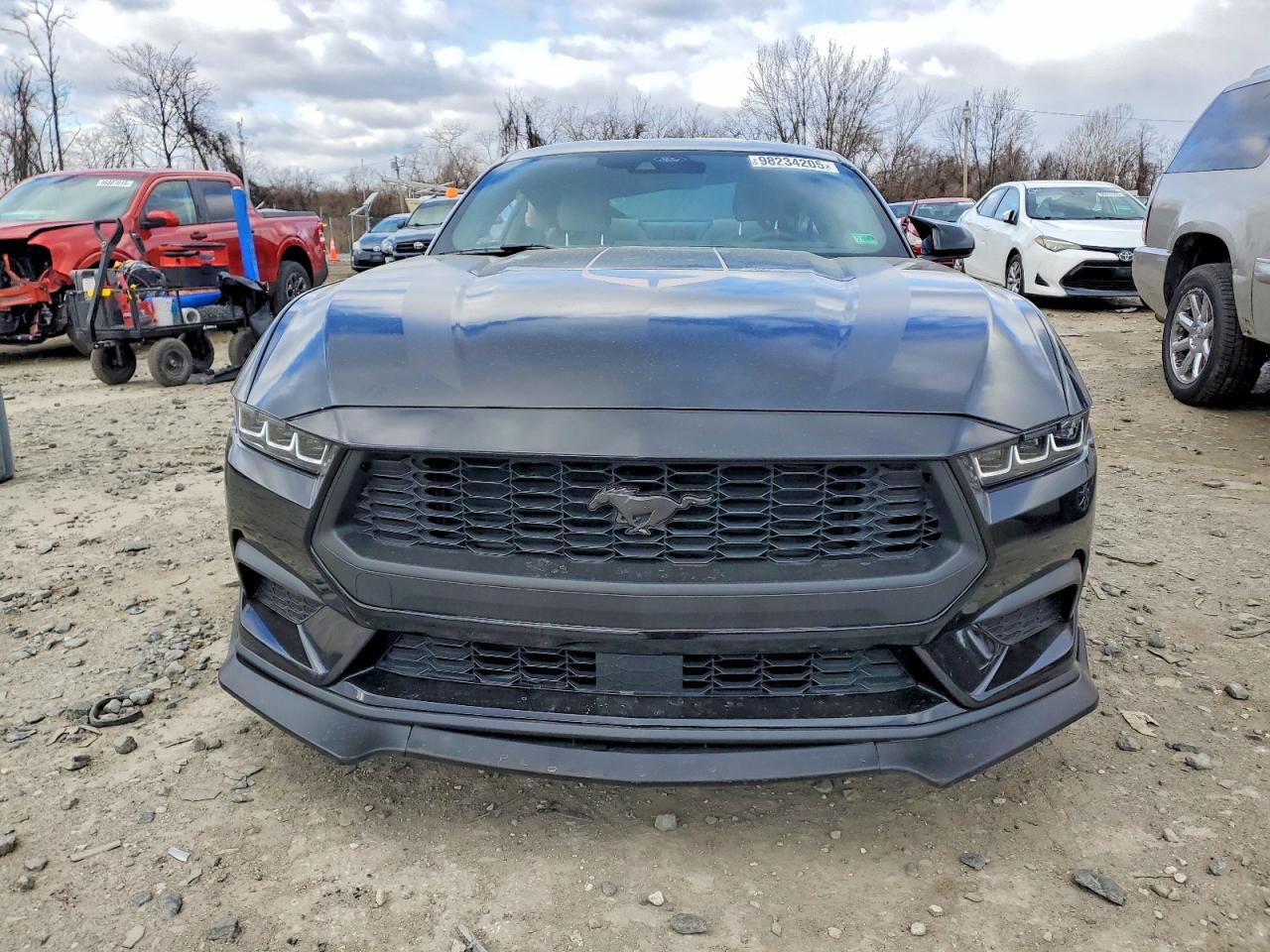2024 FORD MUSTANG photo 9