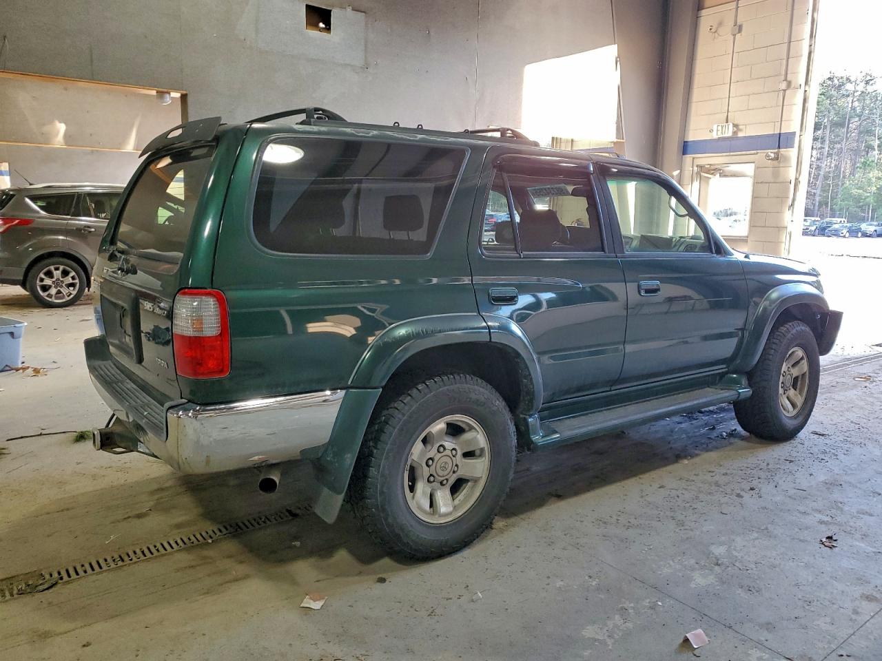 2000 TOYOTA 4RUNNER SR5 photo 3