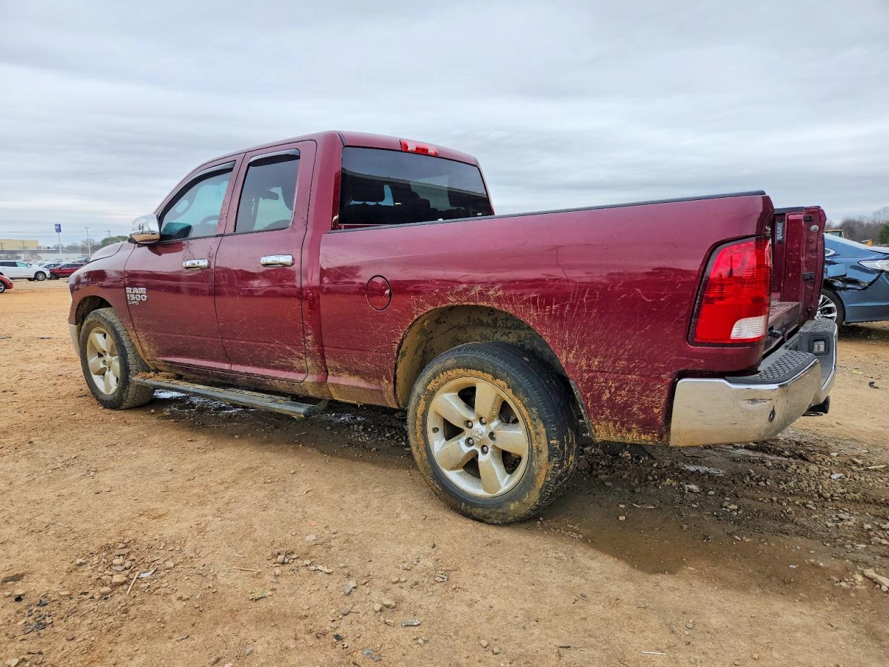 2019 RAM 1500 CLASSIC TRADESMAN photo 2