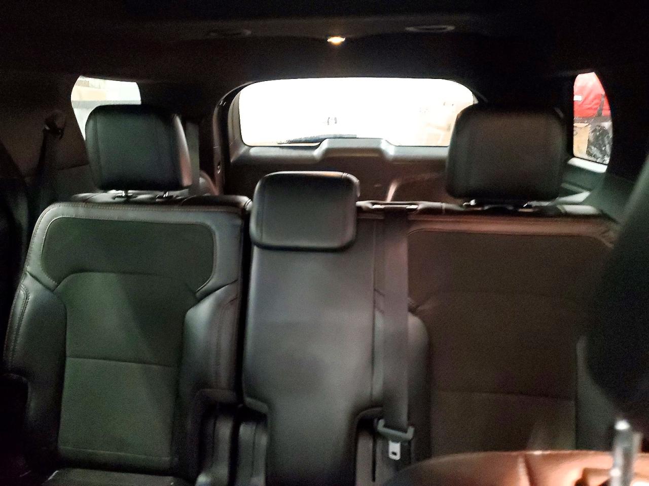 2018 FORD EXPLORER XLT photo 10