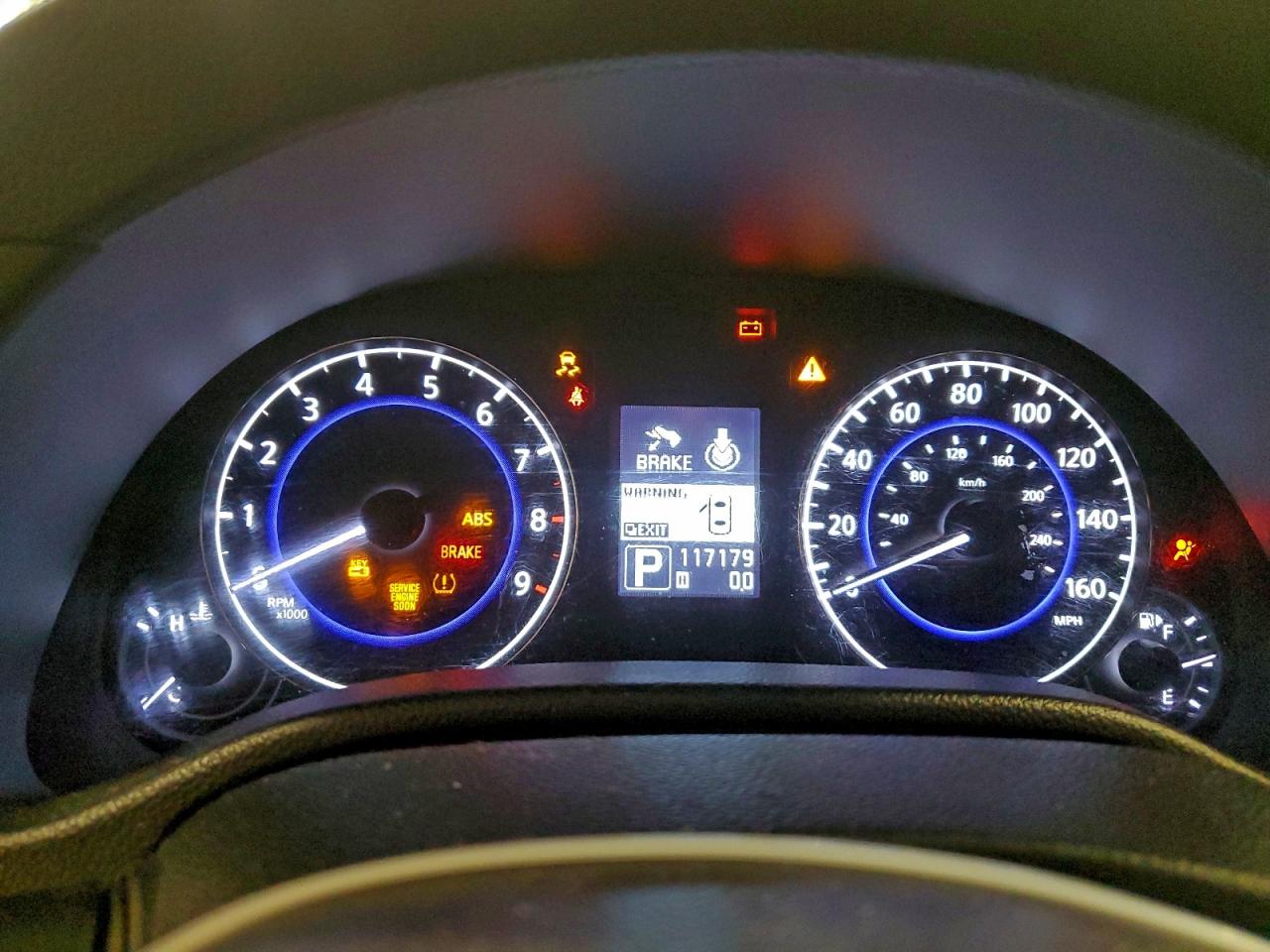 2013 INFINITI G37 photo 9