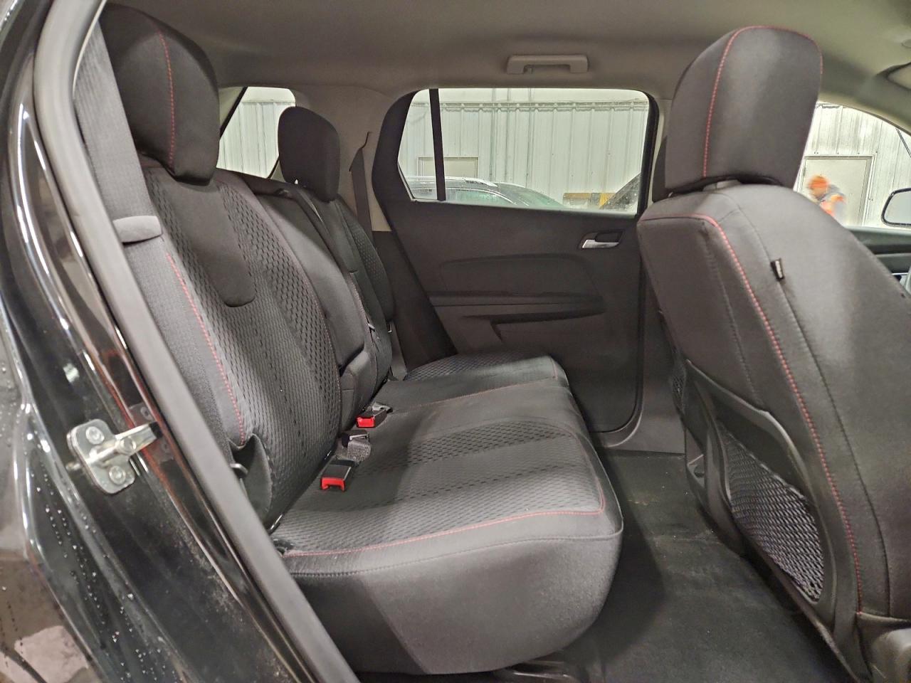 2015 GMC TERRAIN SLE photo 11