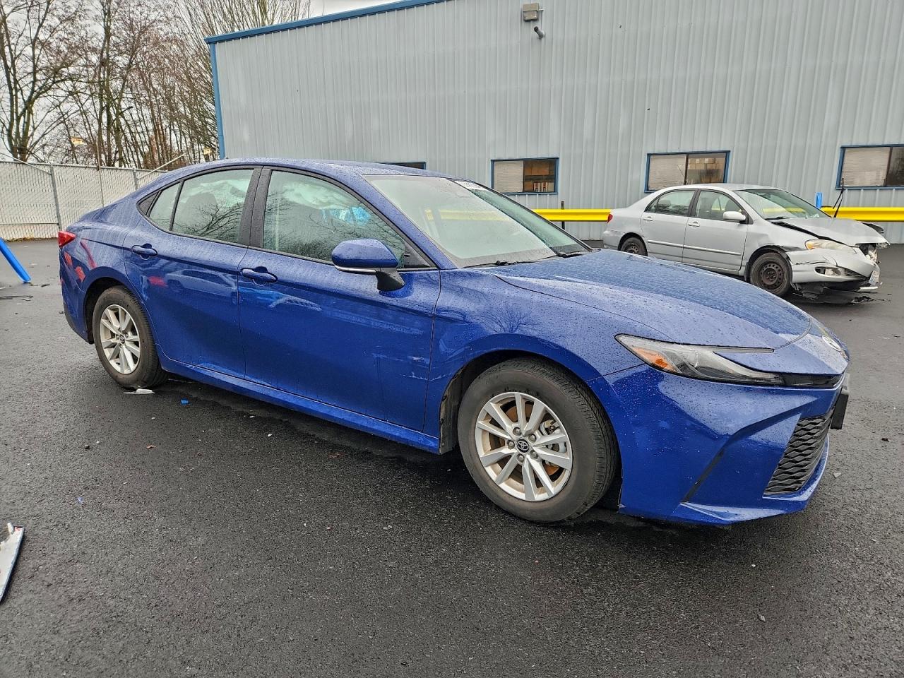 2025 TOYOTA CAMRY XSE photo 4