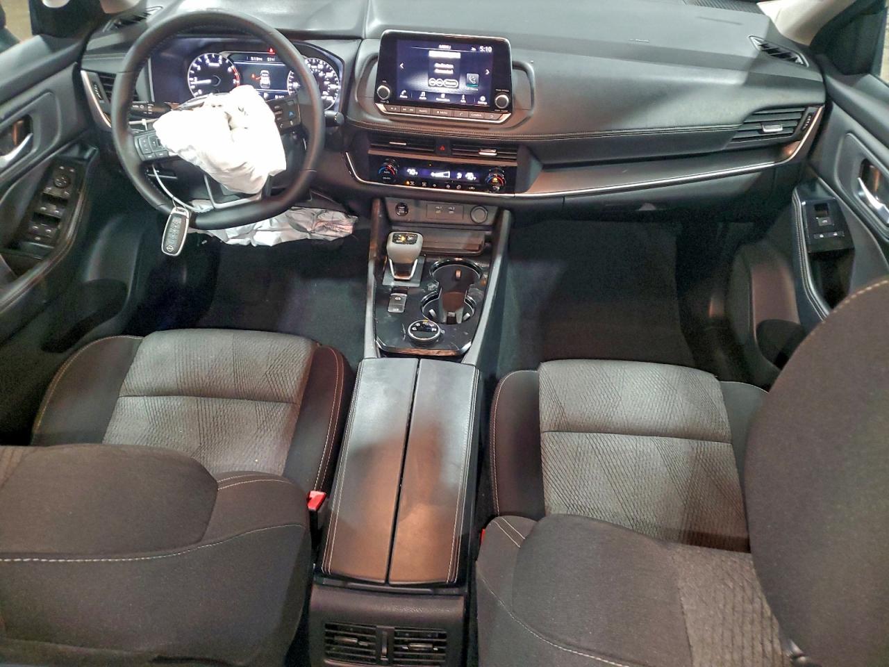 2025 NISSAN ROGUE SV photo 8