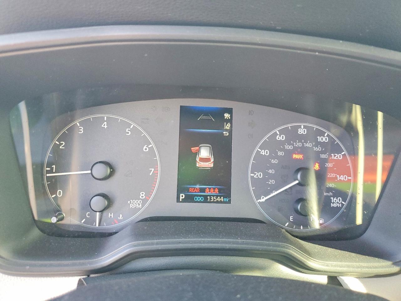 2025 TOYOTA COROLLA CROSS L photo 9
