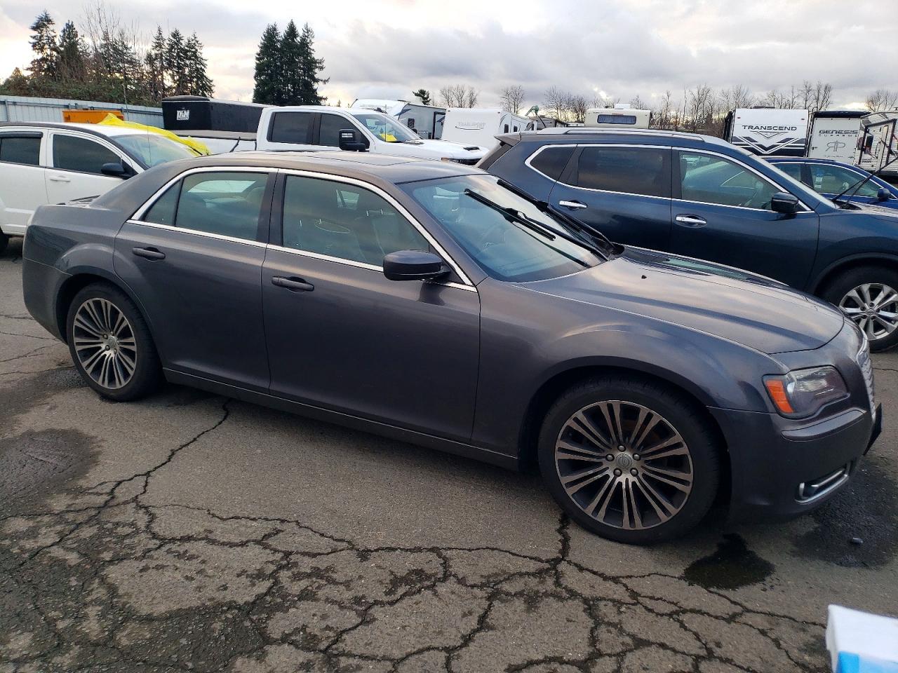 2014 CHRYSLER 300 S photo 4