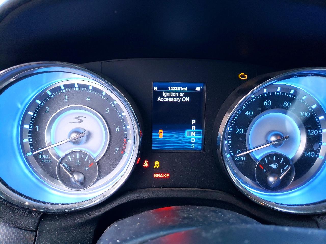 2014 CHRYSLER 300 S photo 9