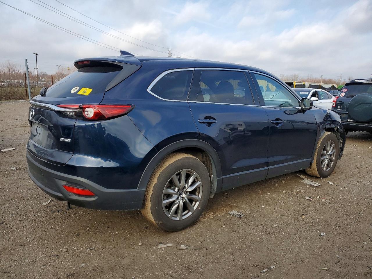 2018 MAZDA CX-9 TOURING photo 3