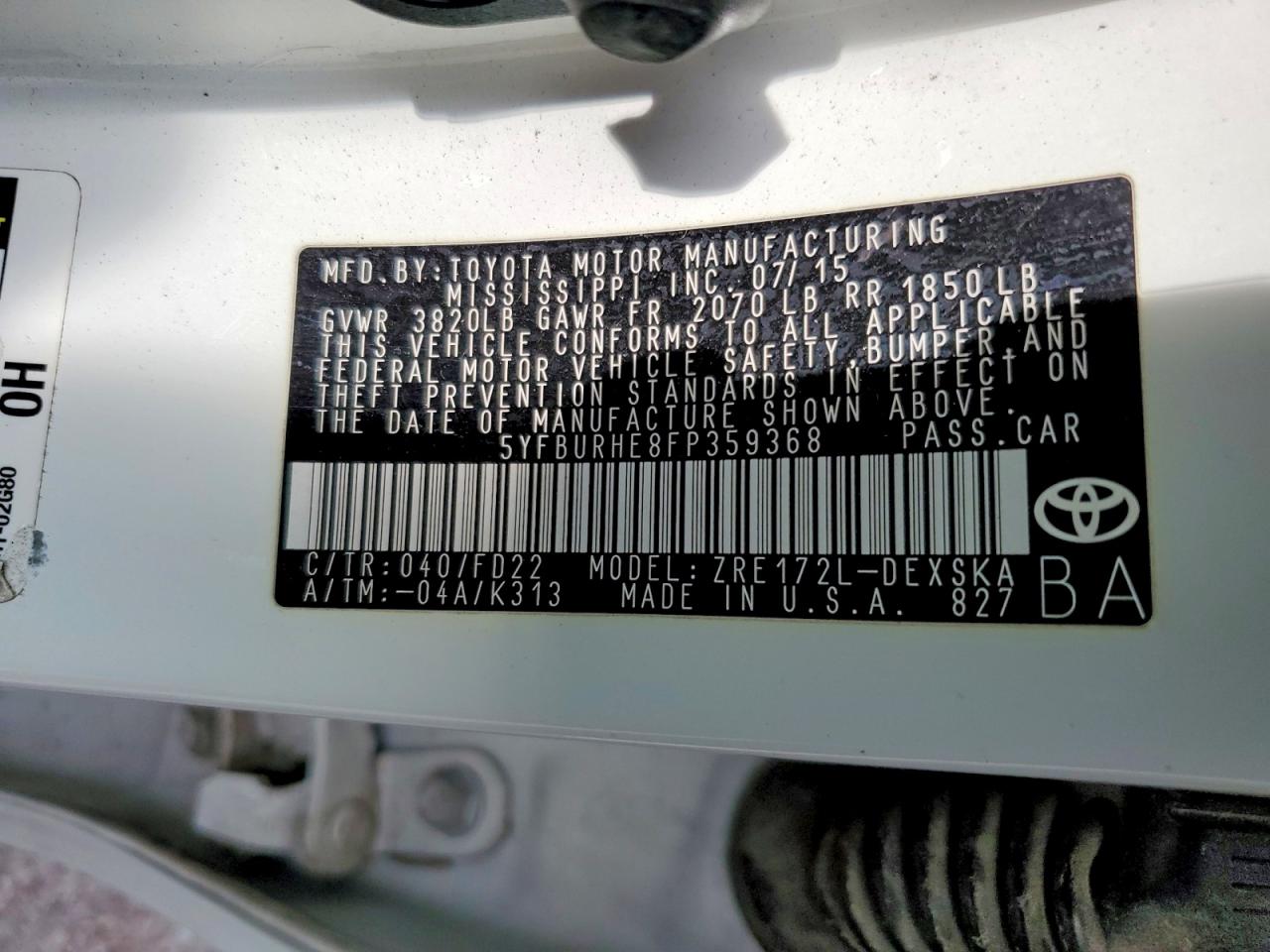 2015 TOYOTA COROLLA L photo 12