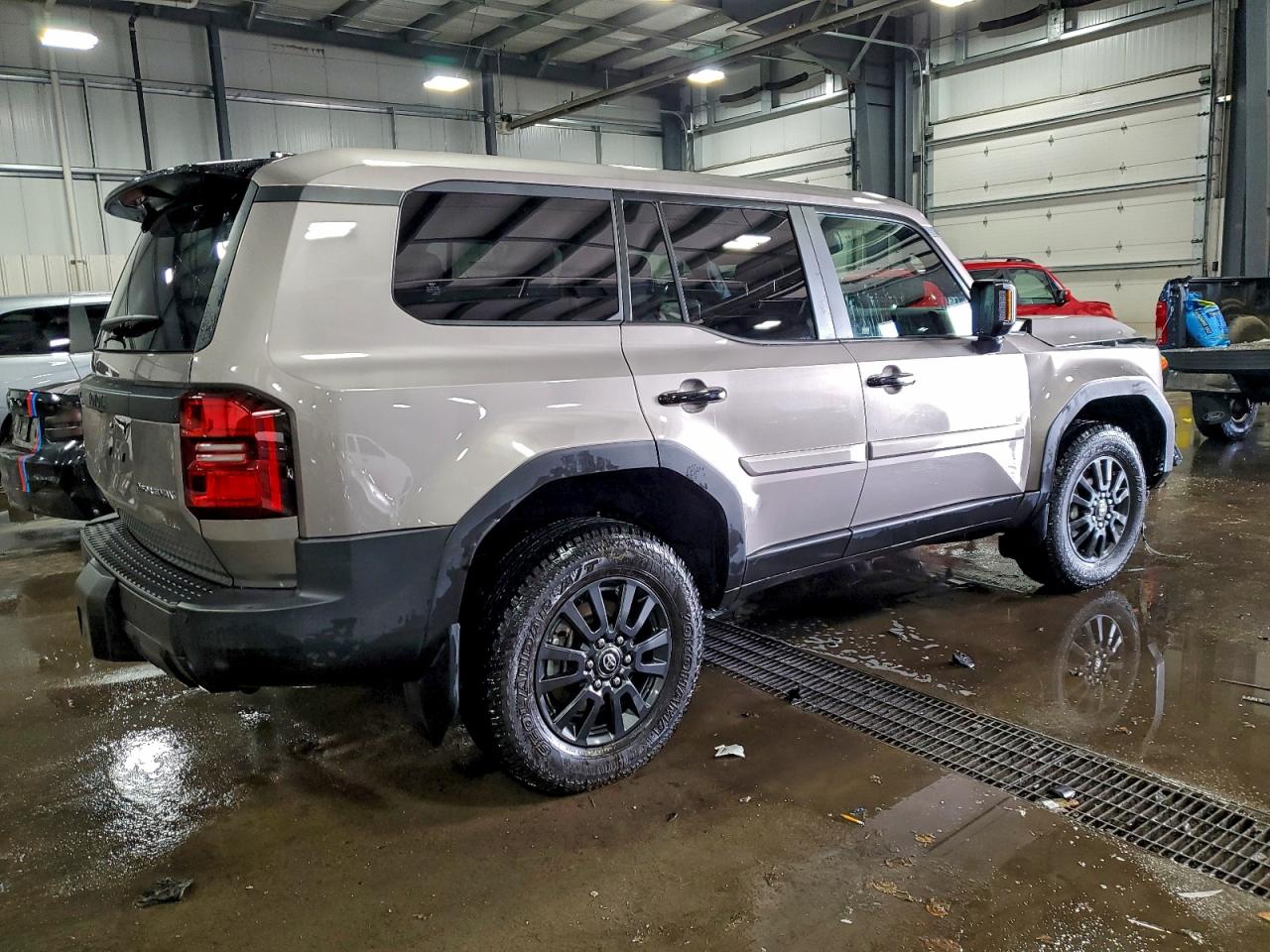 2025 TOYOTA LAND CRUISER BASE photo 3