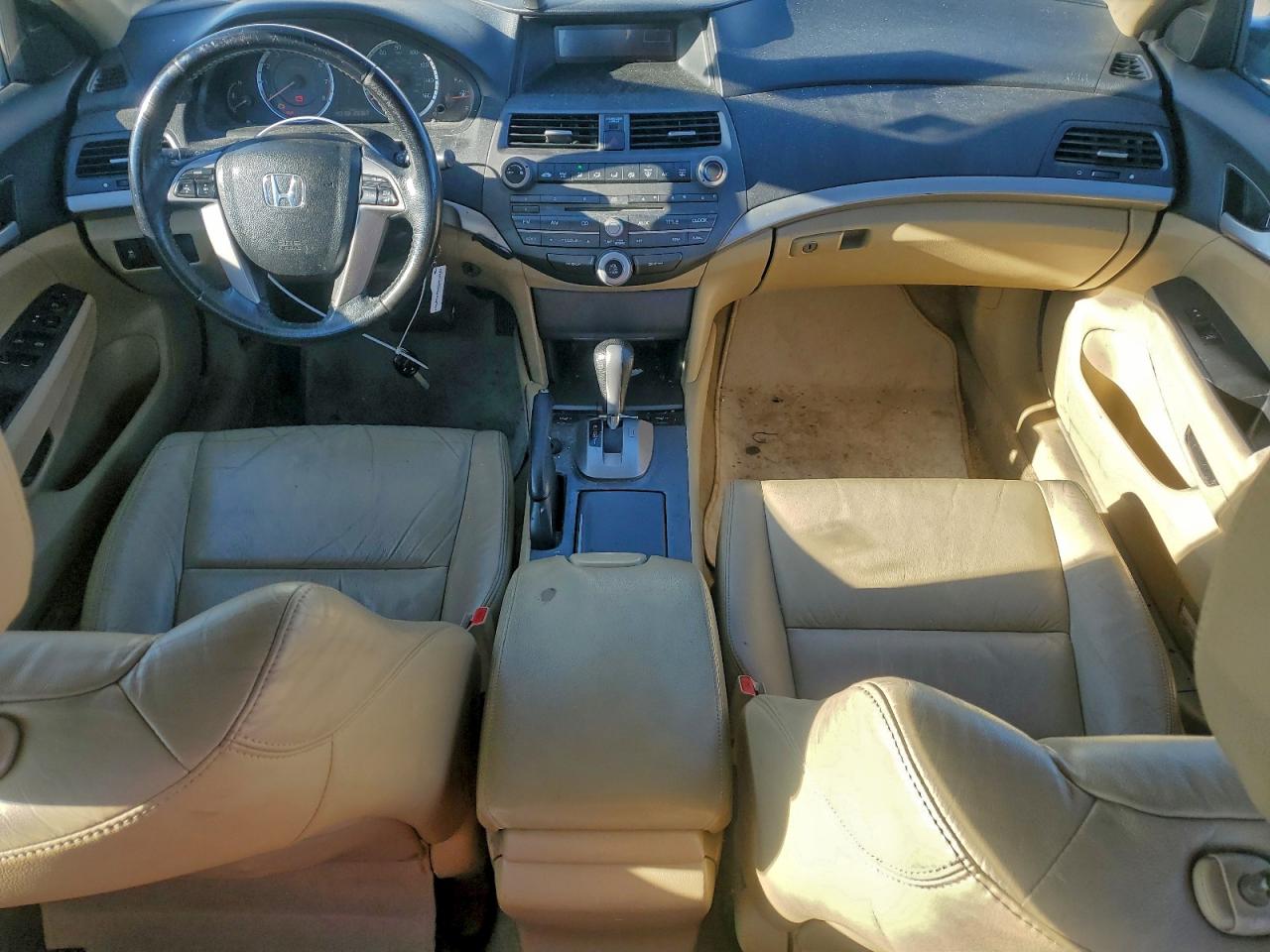 2011 HONDA ACCORD SE photo 8