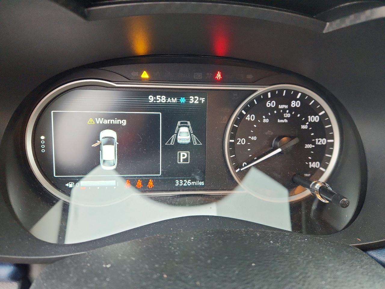 2025 NISSAN VERSA SV photo 9
