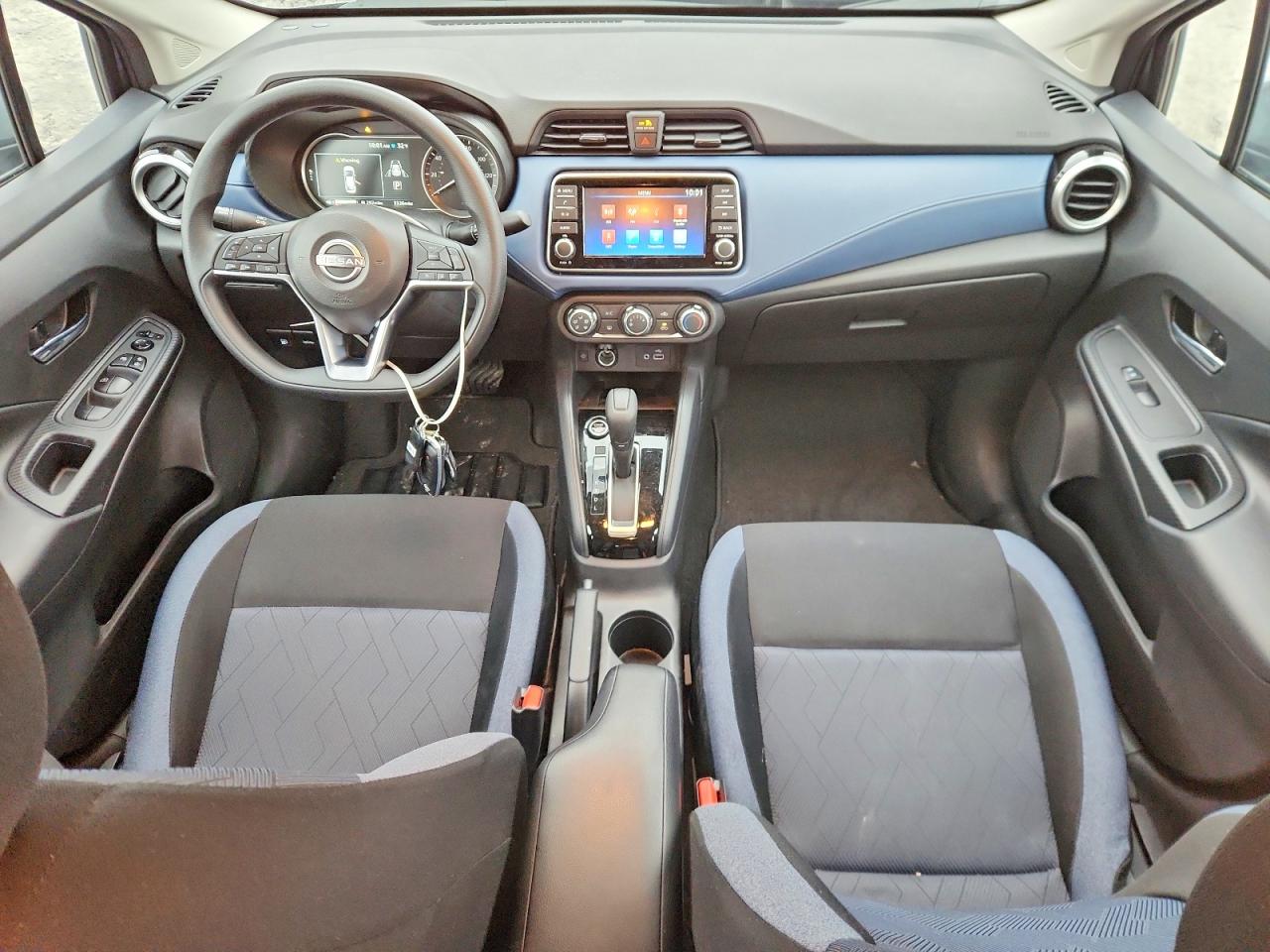 2025 NISSAN VERSA SV photo 8