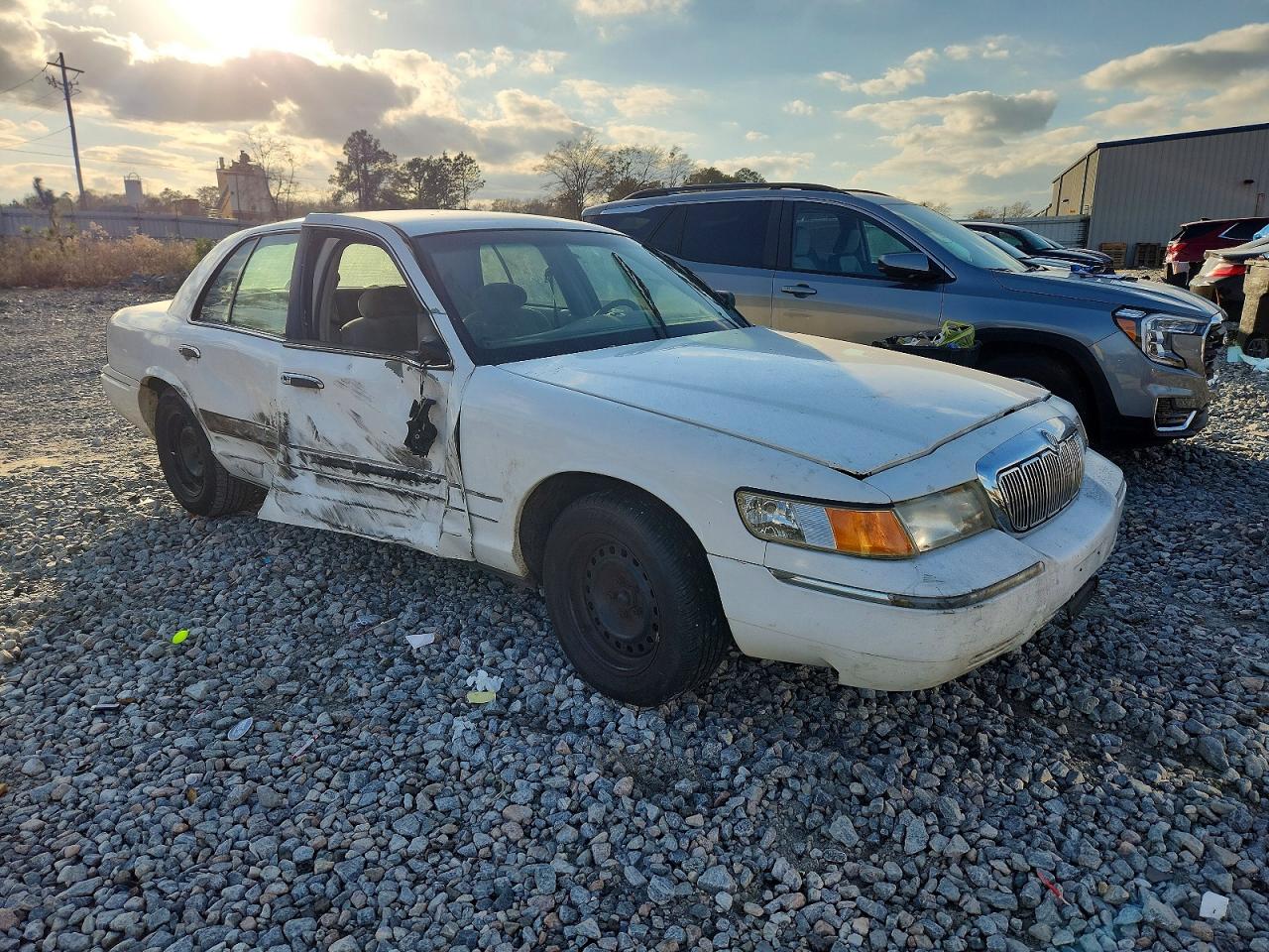 1998 MERCURY GRAND MARQUIS GS photo 4