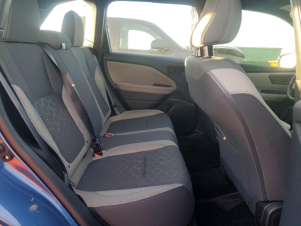 2025 SUBARU FORESTER photo 11