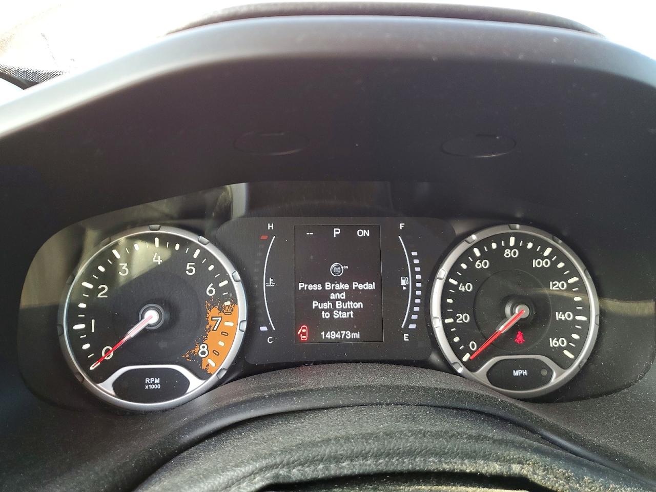2017 JEEP RENEGADE LATITUDE photo 9