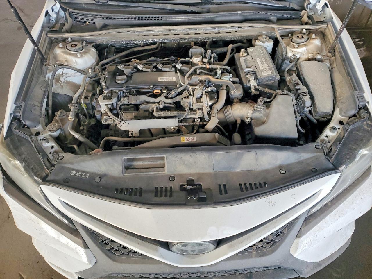 2020 TOYOTA CAMRY SE photo 21