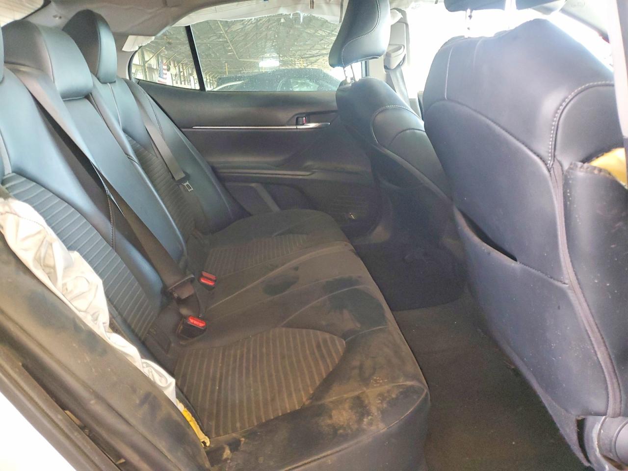 2020 TOYOTA CAMRY SE photo 19