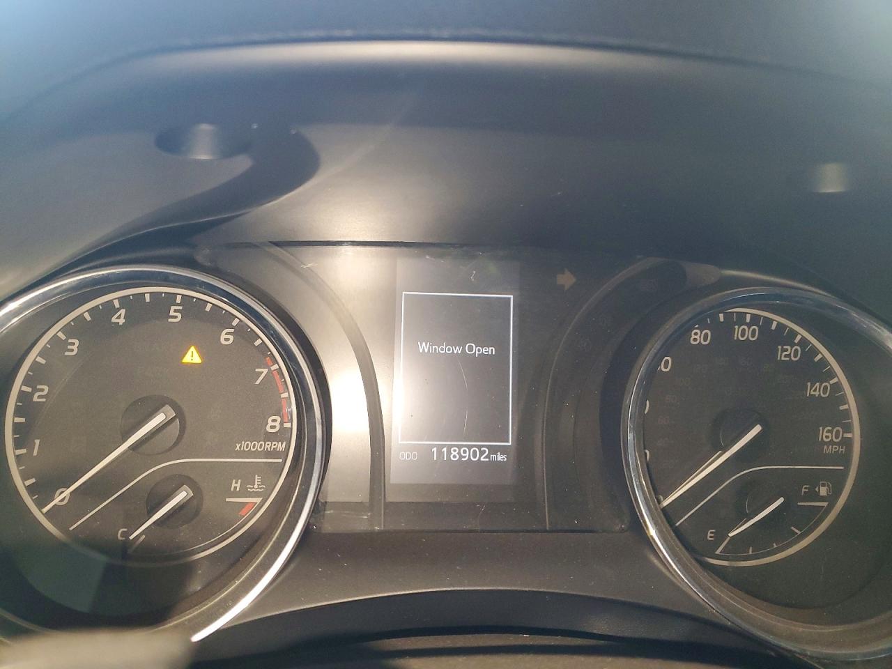 2020 TOYOTA CAMRY SE photo 17