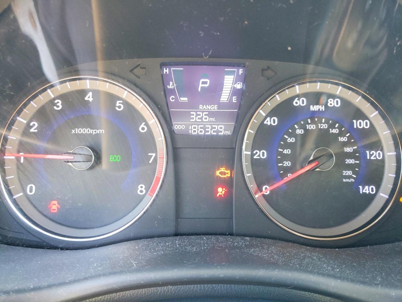 2012 HYUNDAI ACCENT GLS photo 9