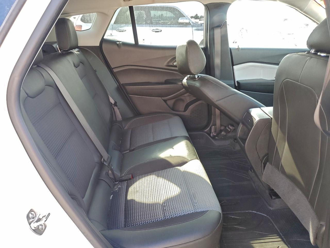 2025 CHEVROLET TRAX 1LT photo 21
