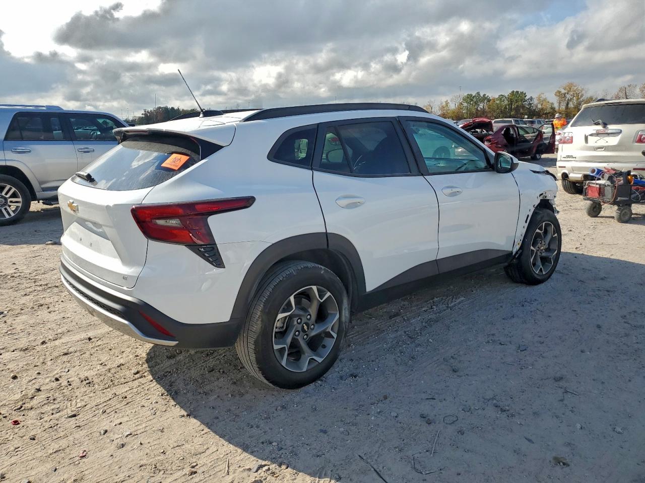 2025 CHEVROLET TRAX 1LT photo 5