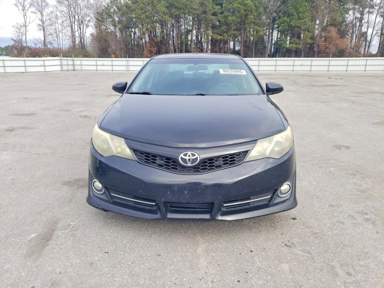 2013 TOYOTA CAMRY L photo 9