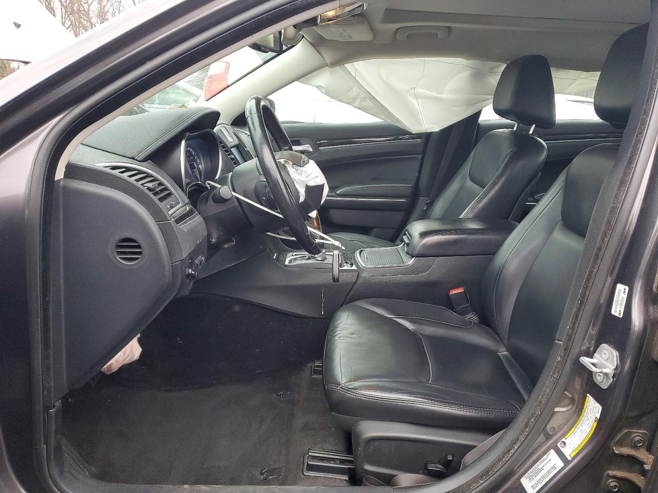 2015 CHRYSLER 300 LIMITED photo 13