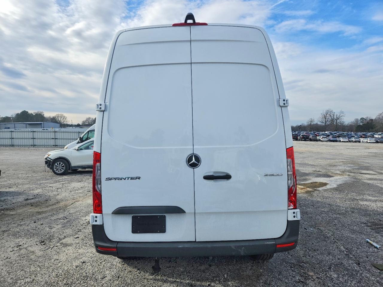 2025 MERCEDES BENZ SPRINTER DELIVERY VAN photo 6
