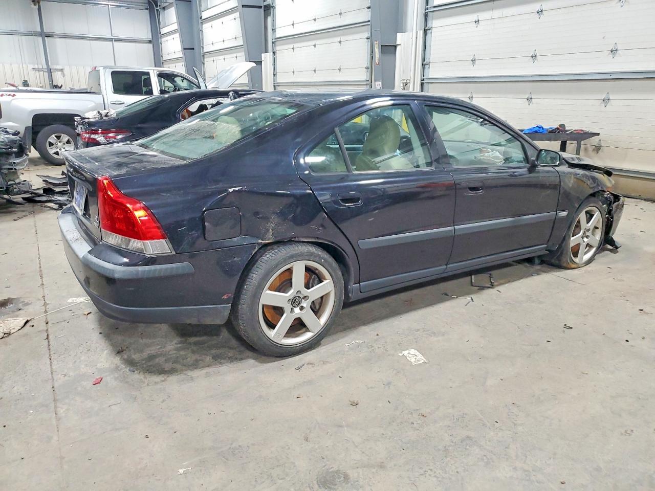 2004 VOLVO S60 R photo 3