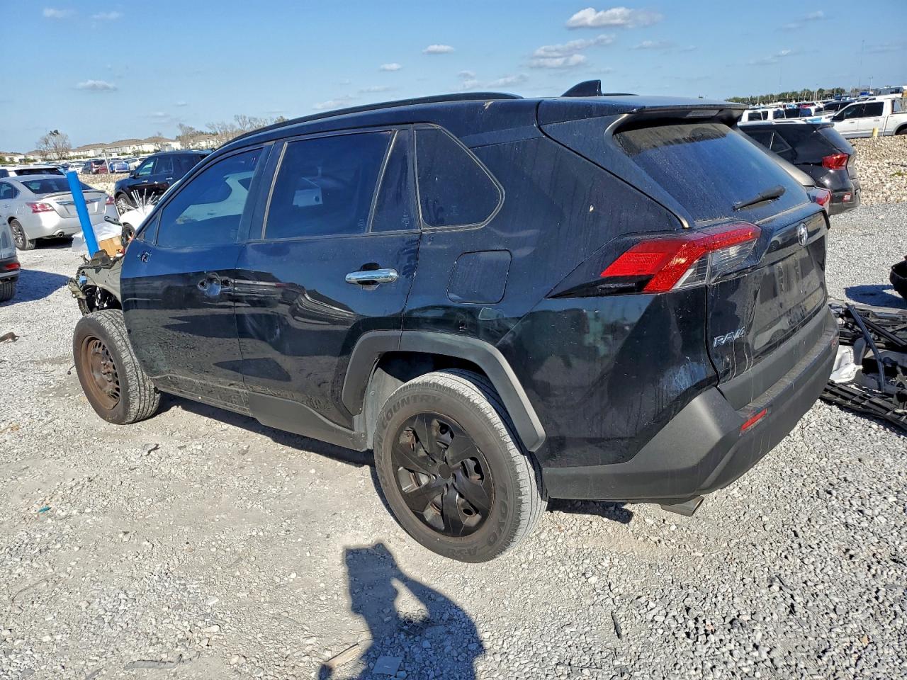 2019 TOYOTA RAV4 LE photo 2