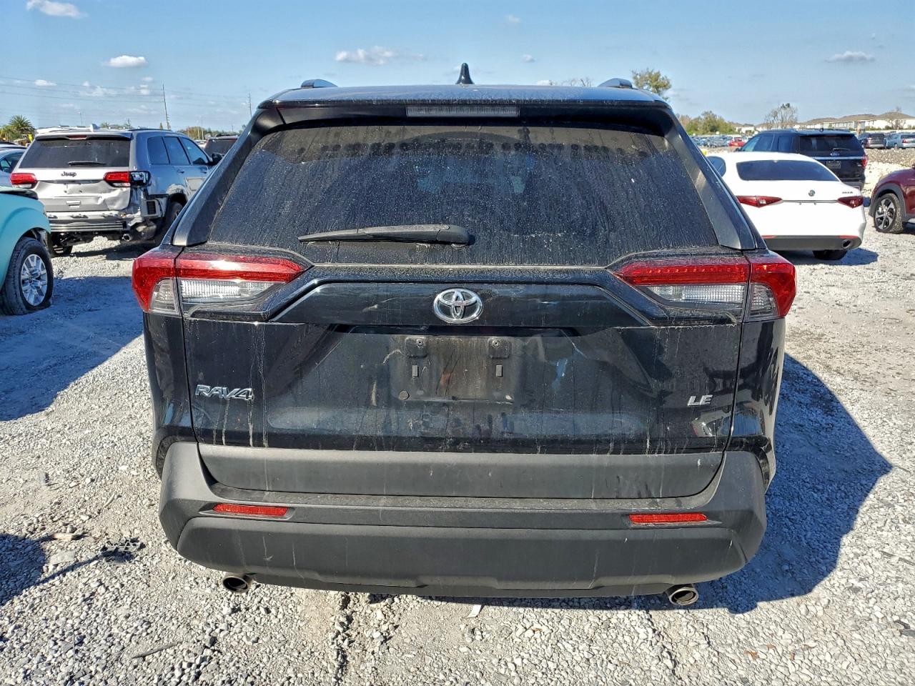 2019 TOYOTA RAV4 LE photo 6