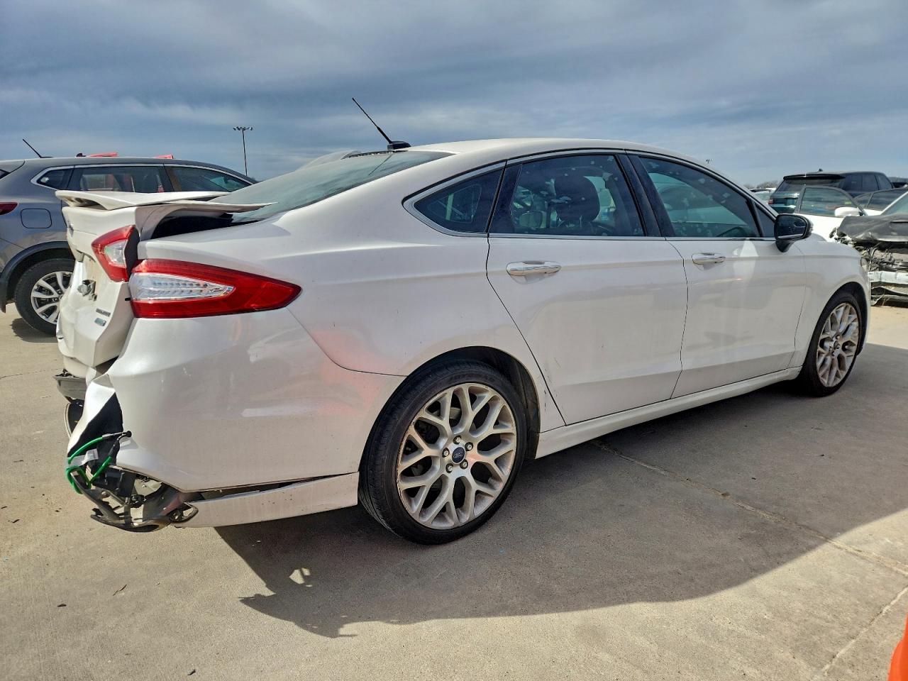 2013 FORD FUSION TITANIUM photo 3
