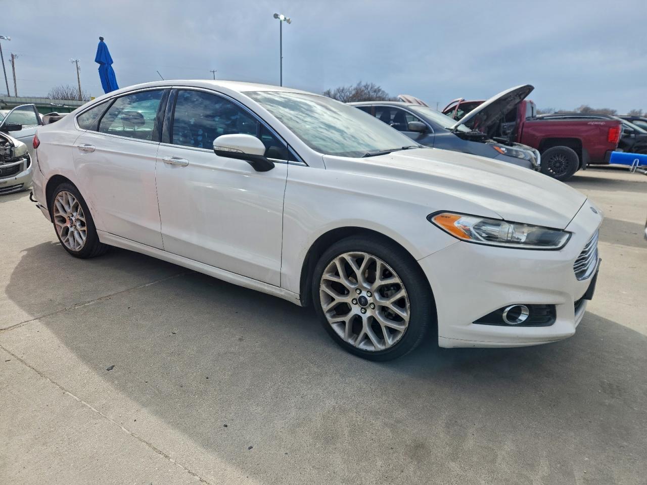 2013 FORD FUSION TITANIUM photo 4
