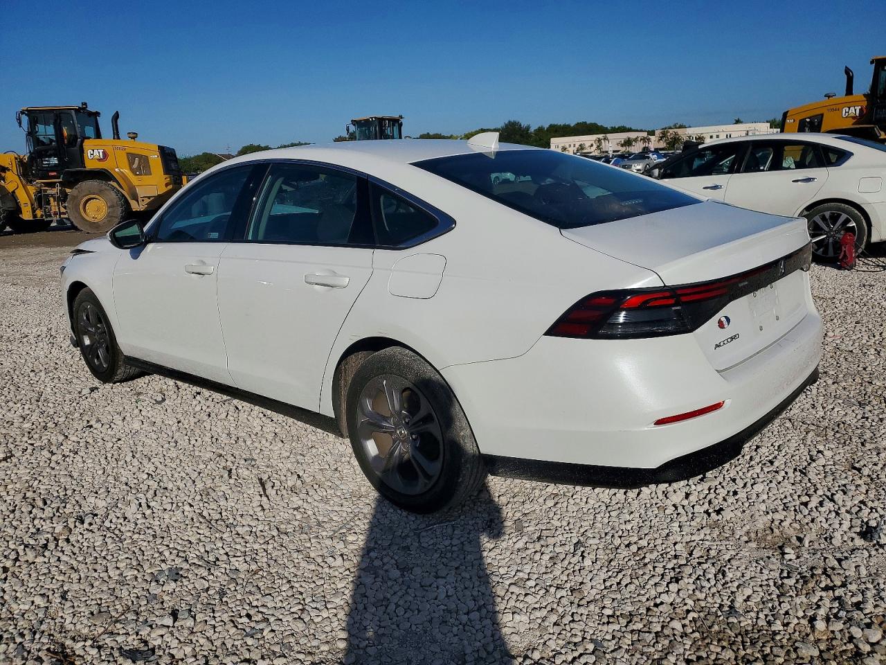 2024 HONDA ACCORD EX photo 2