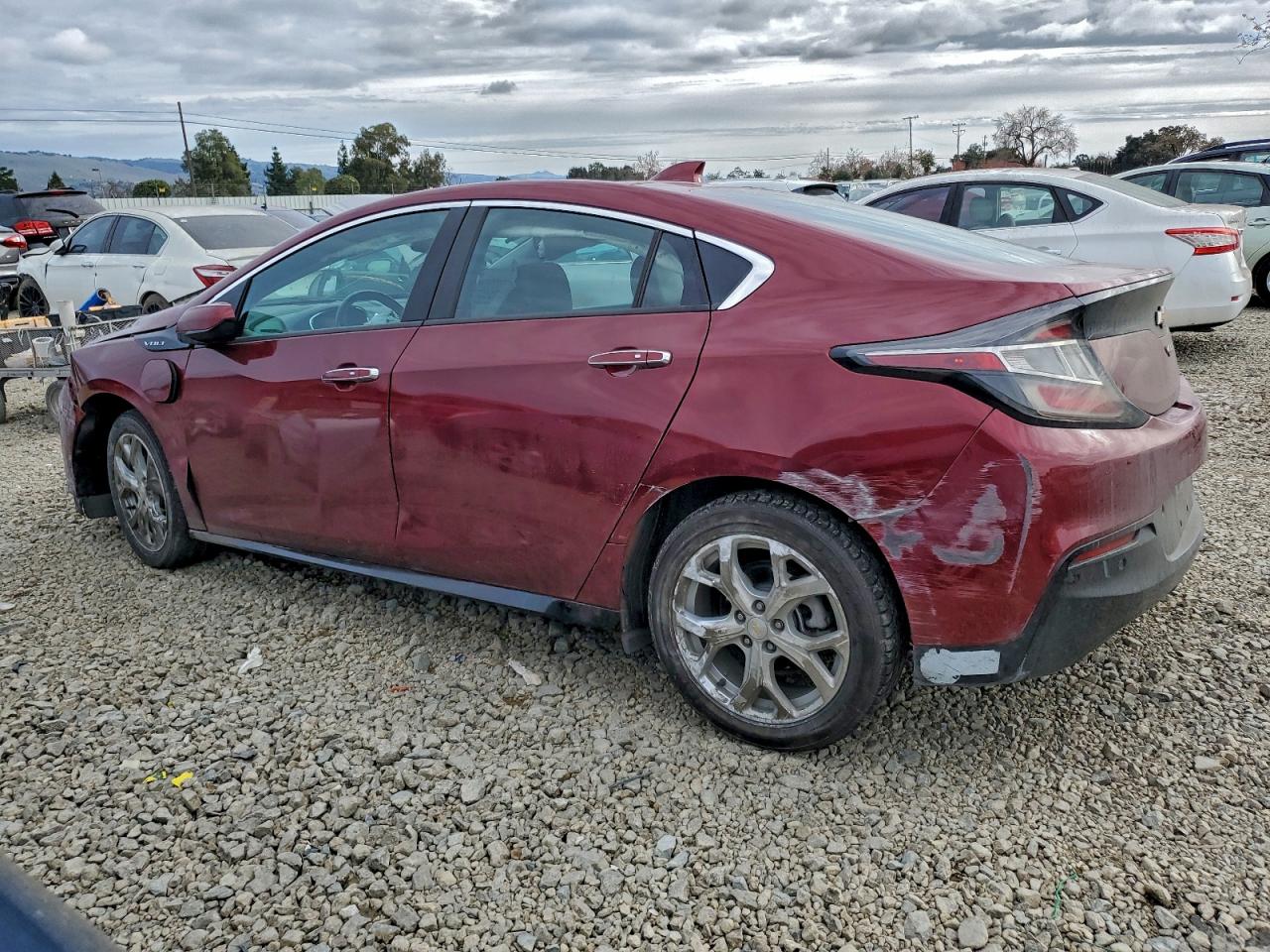 2017 CHEVROLET VOLT PREMIER photo 3