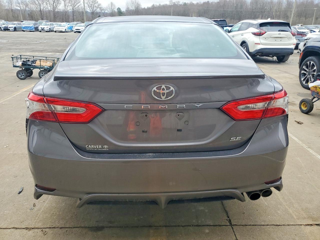 2018 TOYOTA CAMRY L photo 6