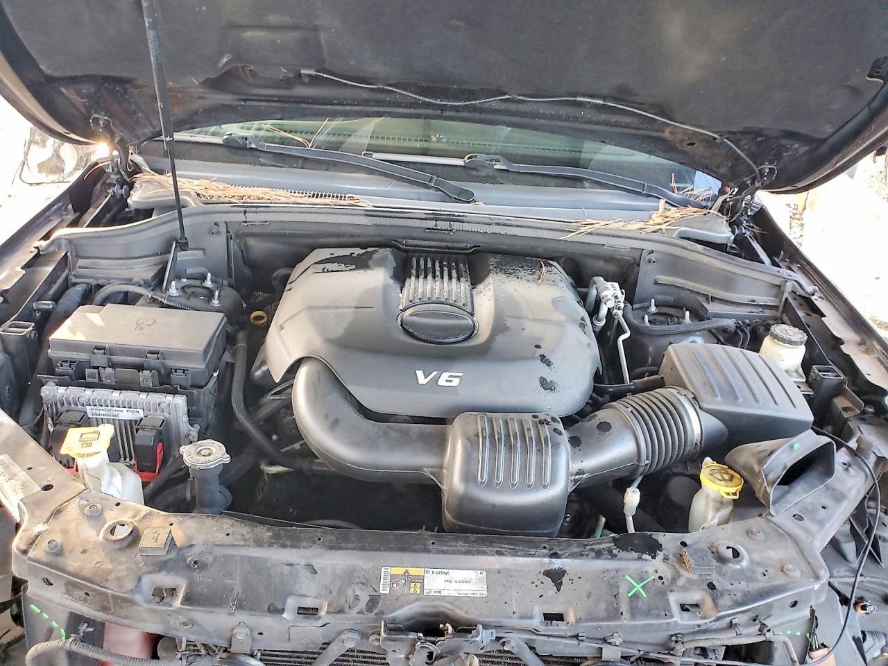 2015 JEEP GRAND CHEROKEE LAREDO photo 11