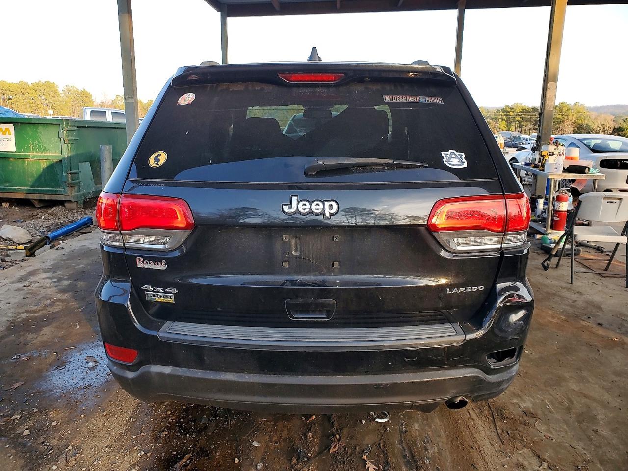 2015 JEEP GRAND CHEROKEE LAREDO photo 6