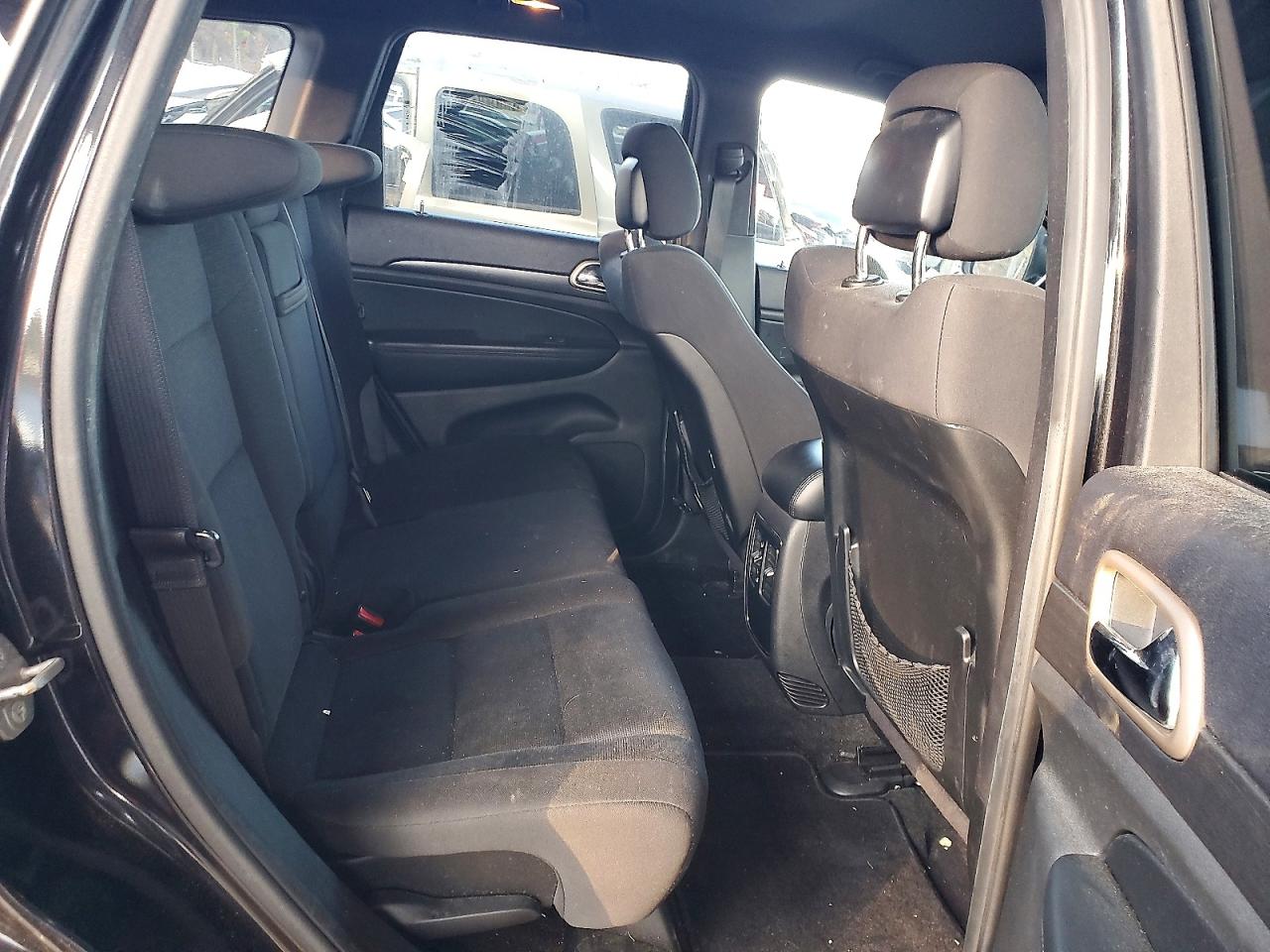 2015 JEEP GRAND CHEROKEE LAREDO photo 10