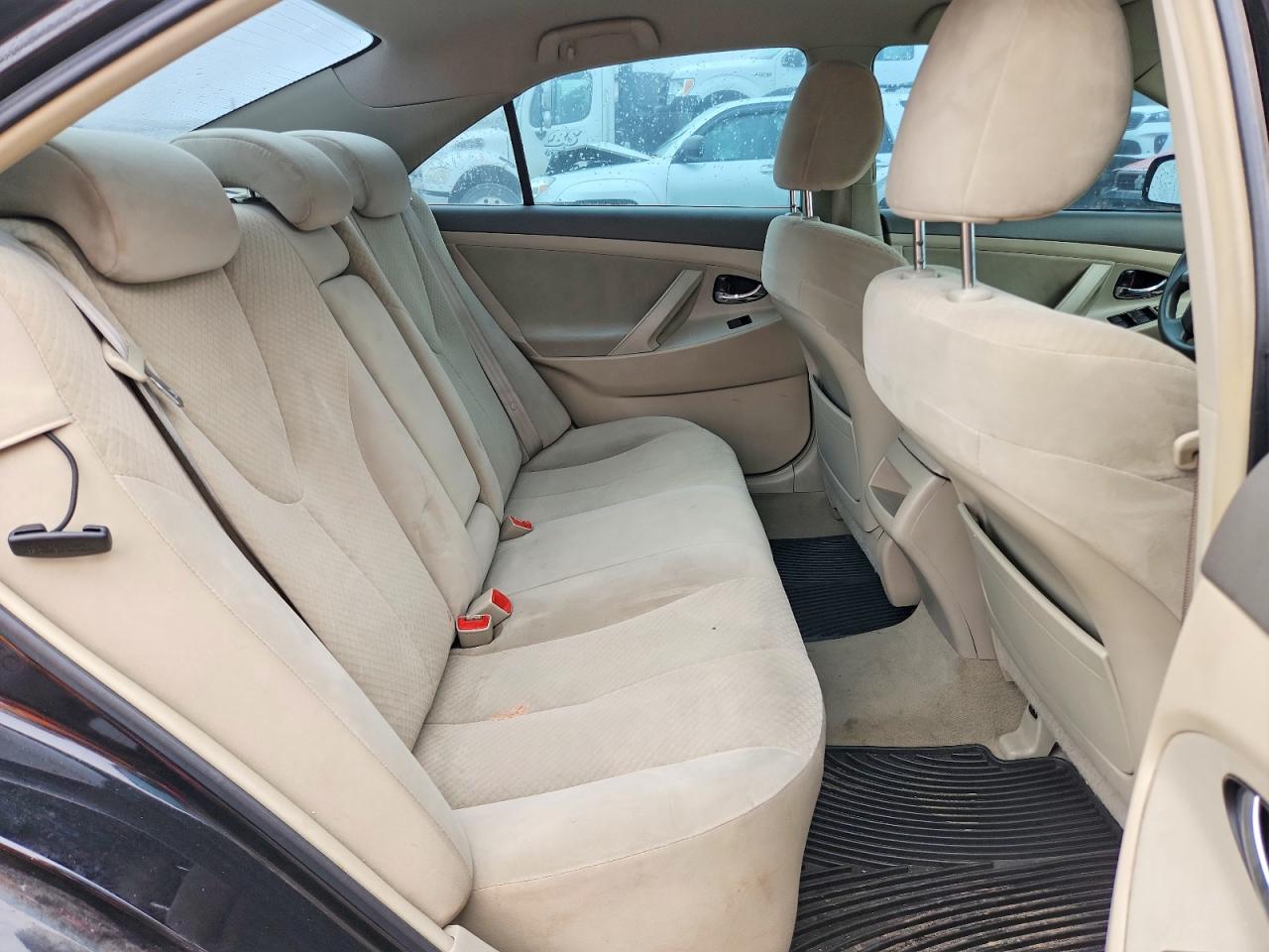 2009 TOYOTA CAMRY BASE photo 10