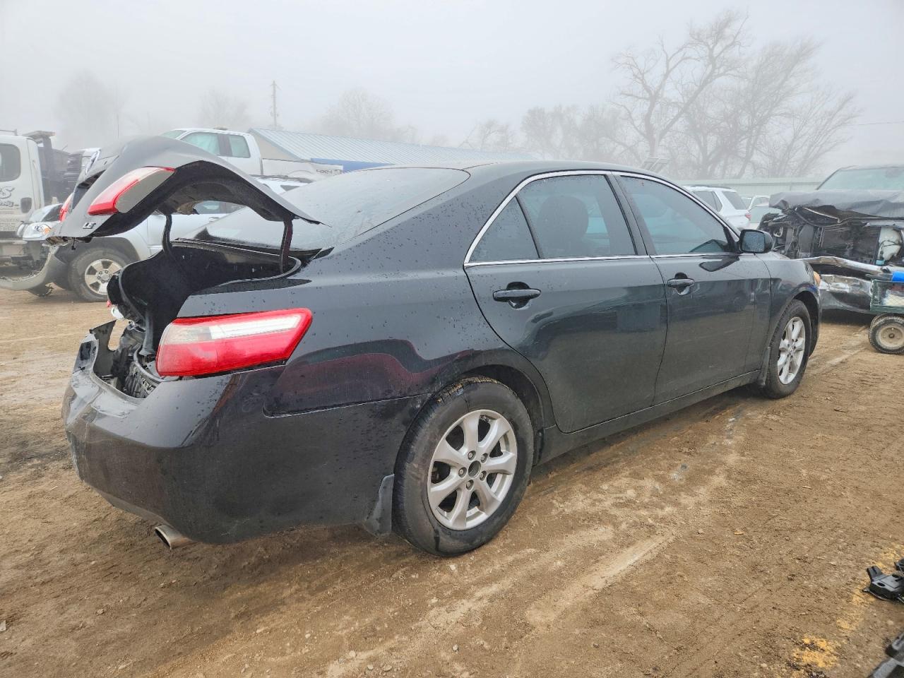 2009 TOYOTA CAMRY BASE photo 3