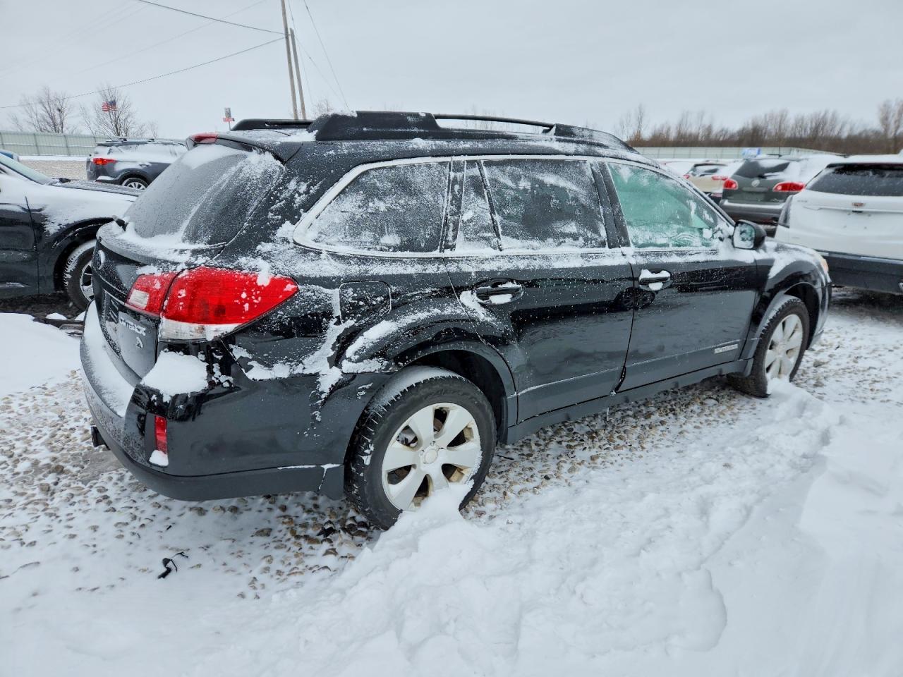 2012 SUBARU OUTBACK 2.5I PREMIUM photo 3