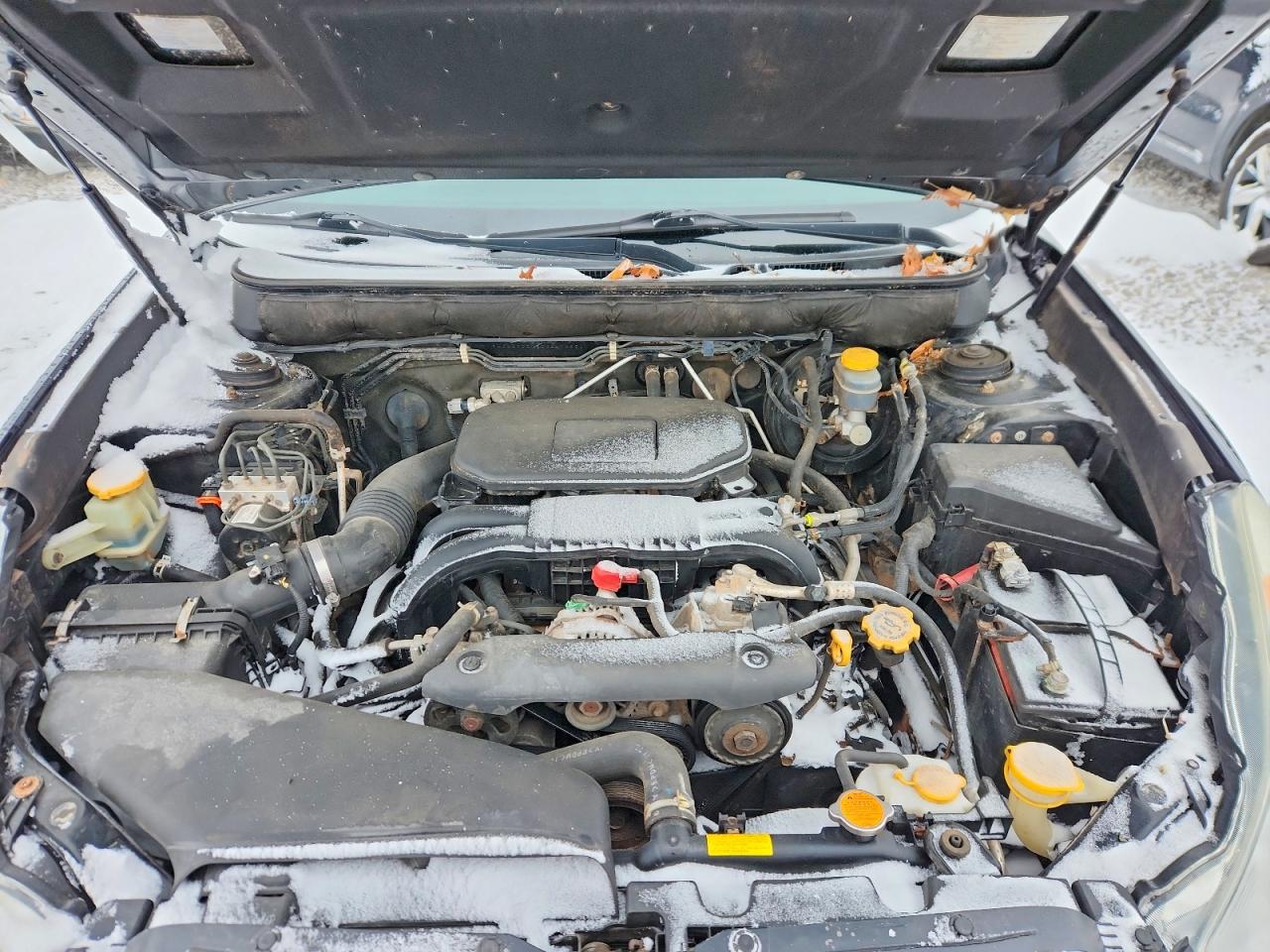 2012 SUBARU OUTBACK 2.5I PREMIUM photo 11