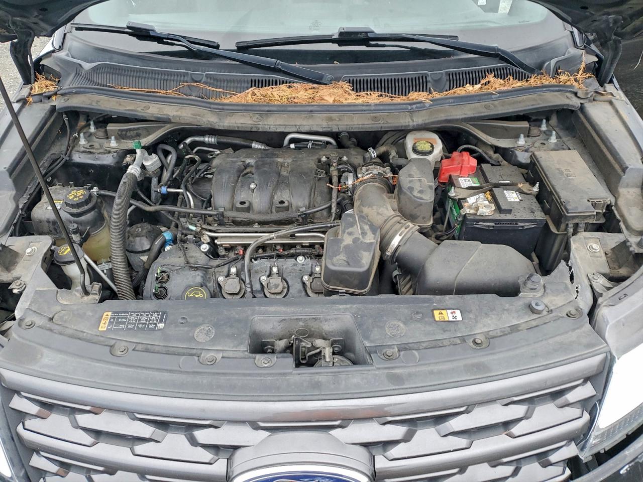 2018 FORD EXPLORER XLT photo 12