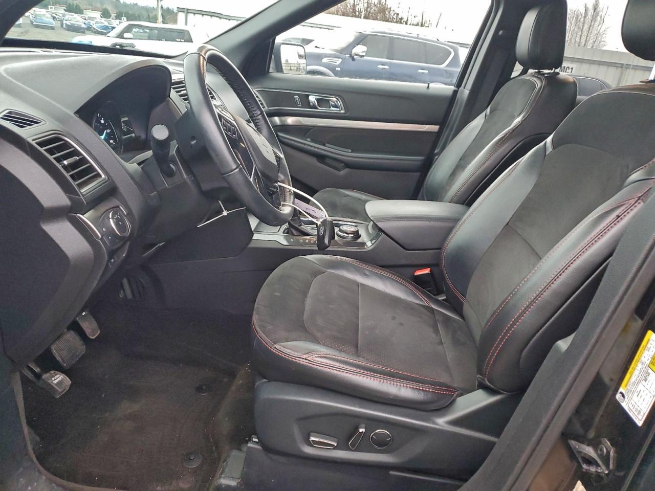 2018 FORD EXPLORER XLT photo 7