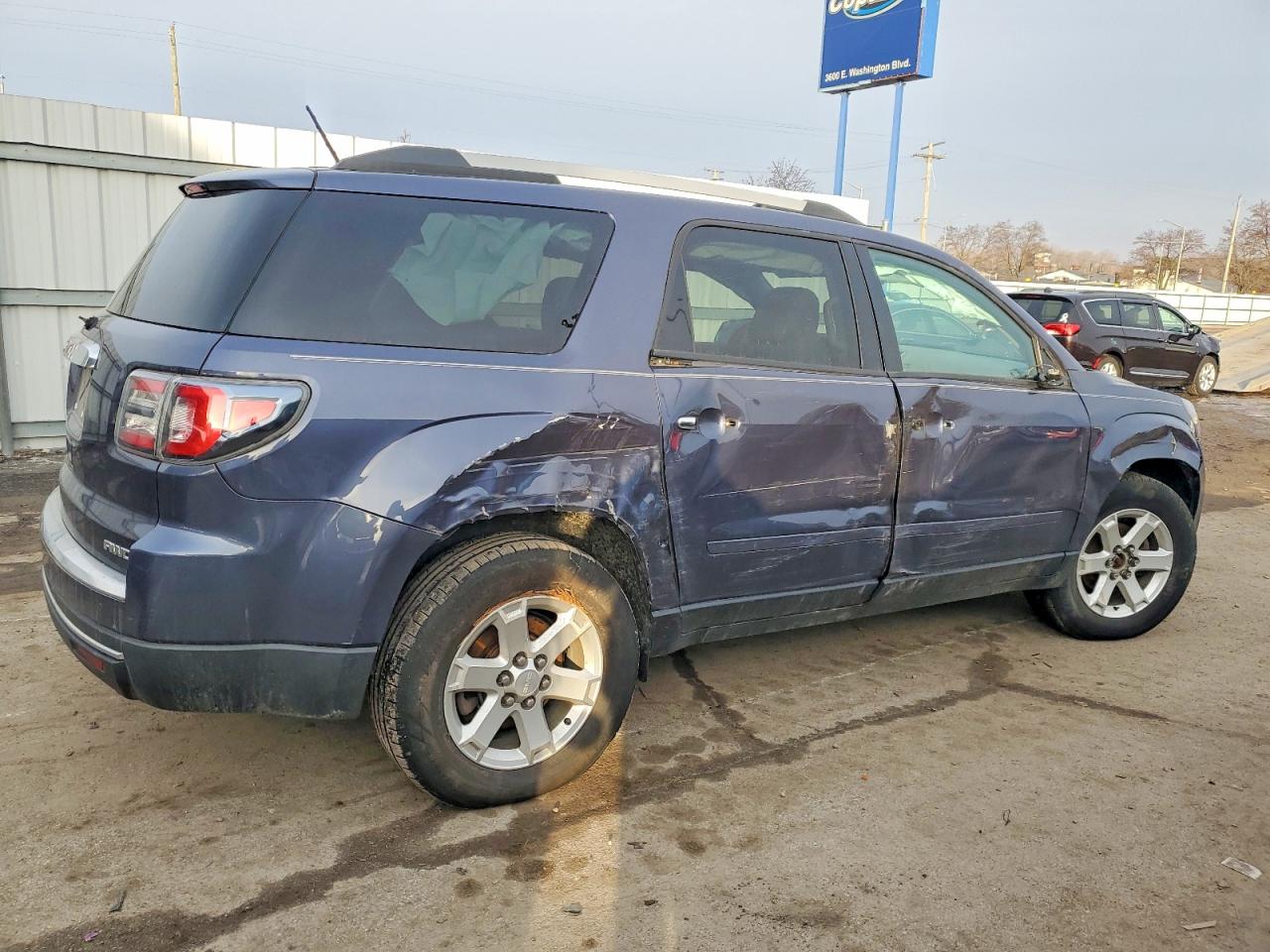 2014 GMC ACADIA SLE photo 3