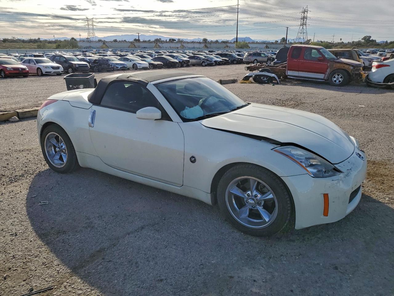2004 NISSAN 350Z ROADSTER photo 4