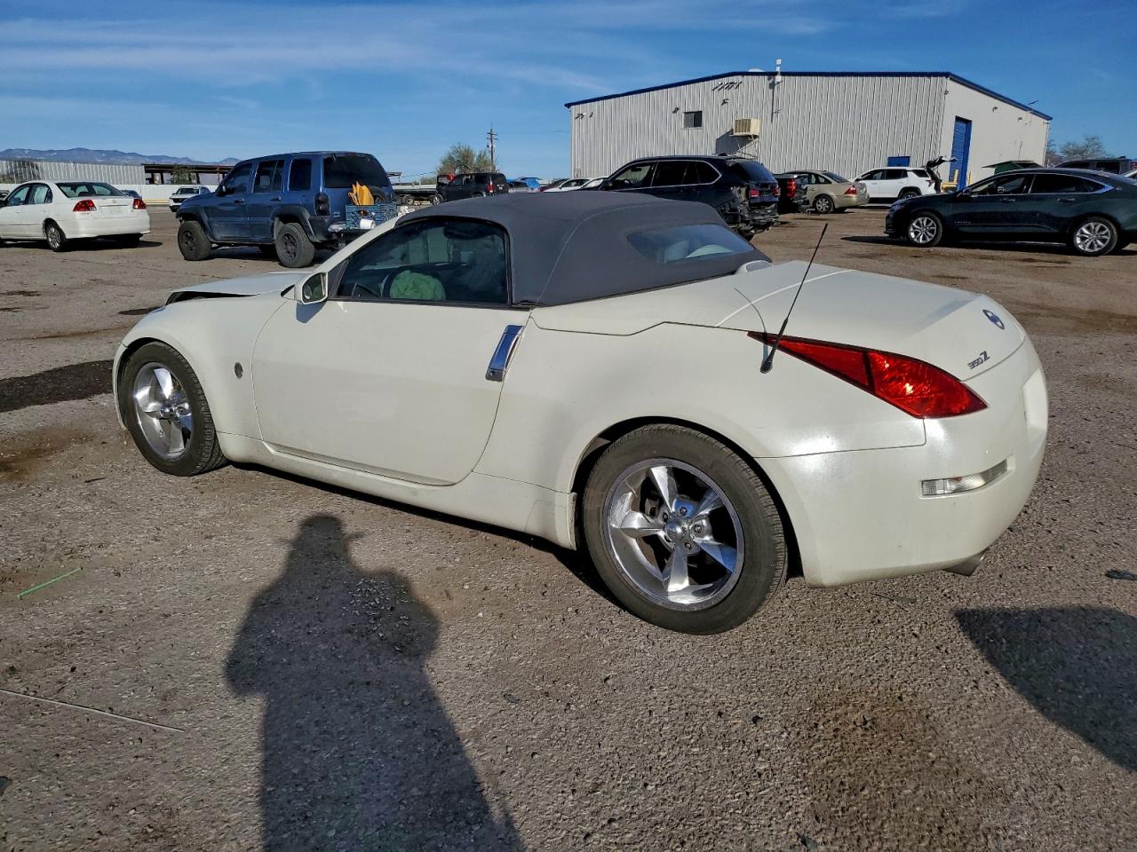 2004 NISSAN 350Z ROADSTER photo 2